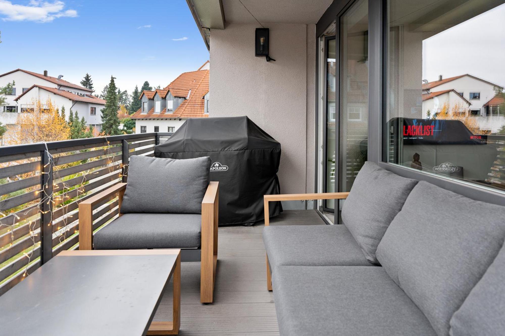 Modern Style Business Suite - Office - Kitchen - Balcony Herzogenaurach Bagian luar foto